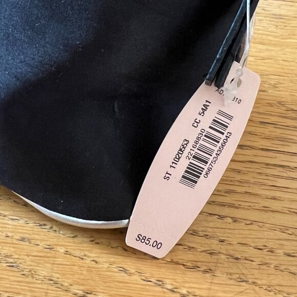 Victoria's Secret 2013 Fashion Show Makeup Bag & Brush Set - Picture 5 of 6